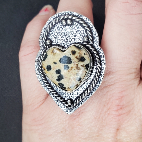 New Heart Shaped Dalmatian Jasper 925 Silver Statement Ring. - Picture 8 of 14